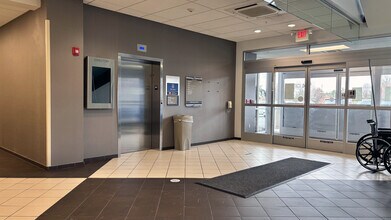 3100 Emrick Blvd, Bethlehem, PA for lease Interior Photo- Image 1 of 8