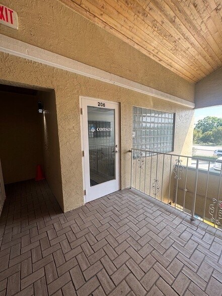 201 SW Port St Lucie Blvd, Port Saint Lucie, FL for lease - Building Photo - Image 2 of 35
