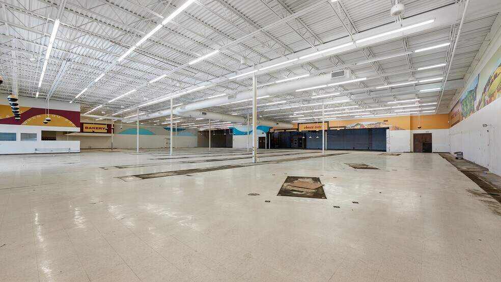 8845 N State Highway 5, Camdenton, MO à vendre - Photo du bâtiment - Image 3 de 19