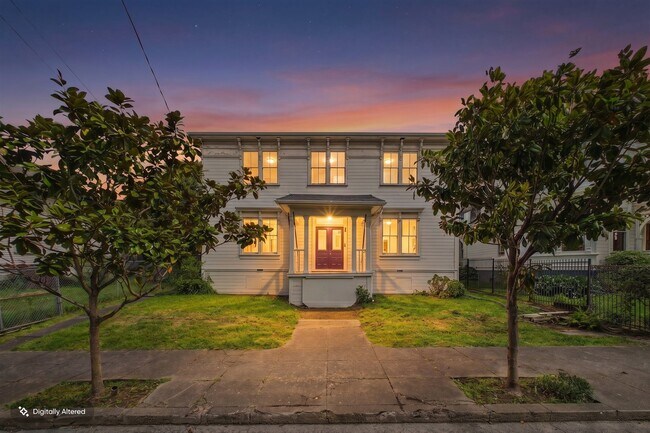 Plus de détails pour 1625 G St, Eureka, CA - Multi-résidentiel à vendre
