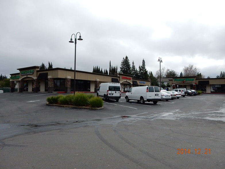 8510-8550 Madison Ave, Fair Oaks, CA for lease - Building Photo - Image 3 of 4