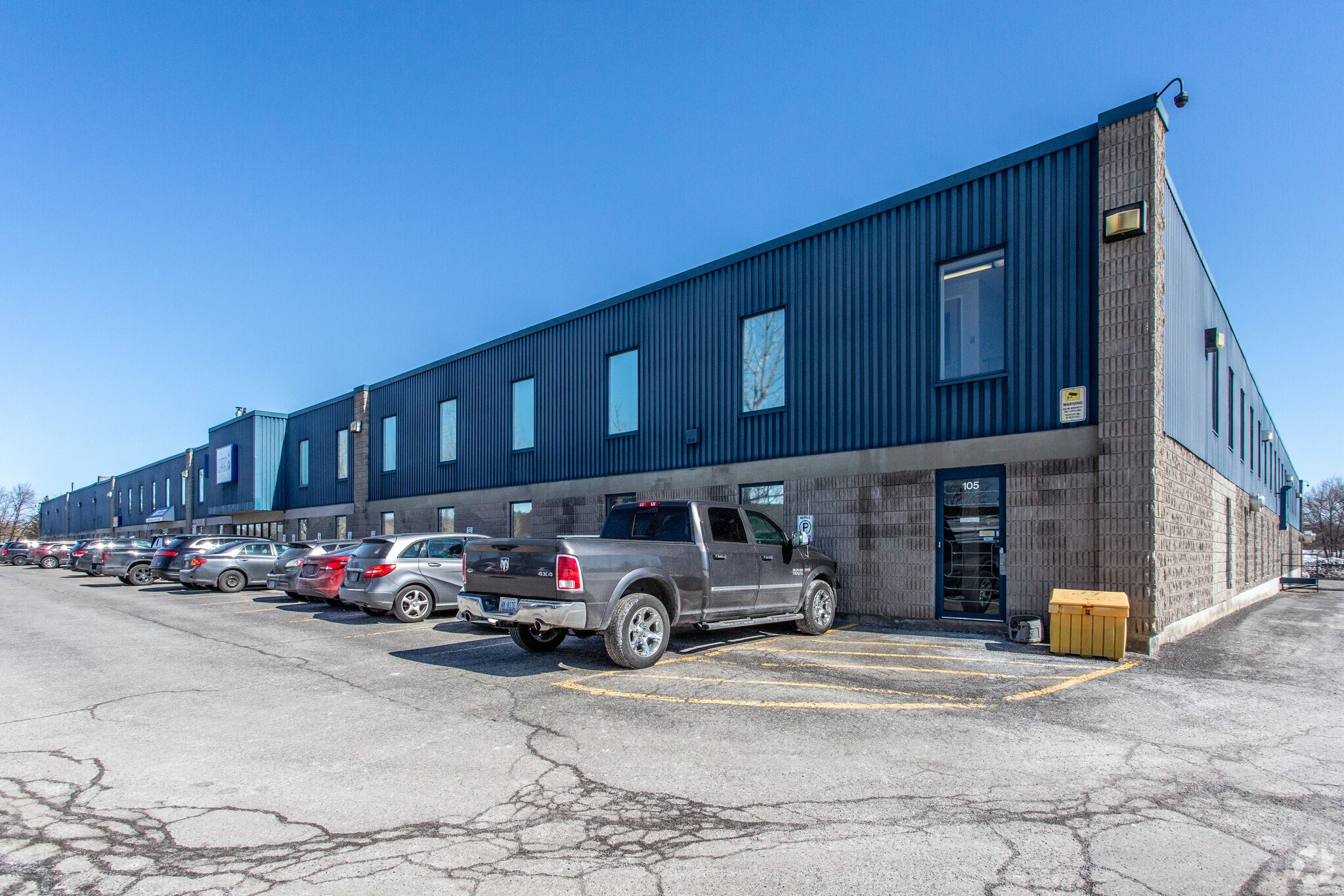 302 Legget Dr, Ottawa, ON à vendre Photo principale- Image 1 de 1