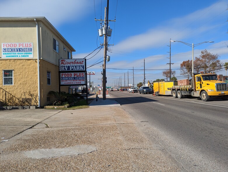 6232 Chef Menteur Hwy, New Orleans, LA à vendre - Photo du b timent - Image 3 de 18