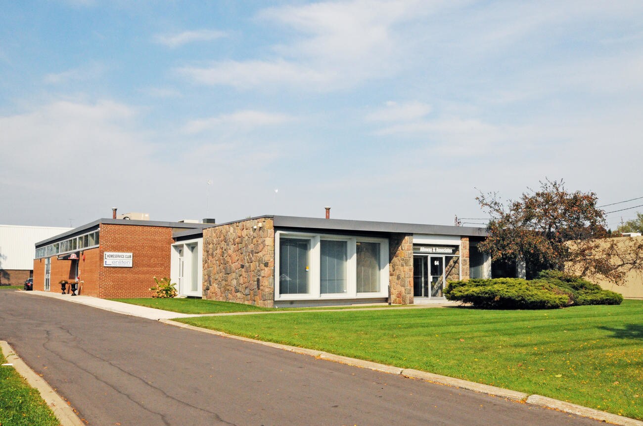 64 Prince Andrew Pl, Toronto, ON à vendre Photo du bâtiment- Image 1 de 1