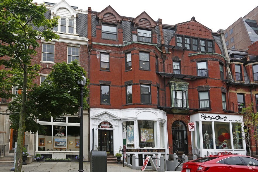 164 Newbury St, Boston, MA à louer - Photo du bâtiment - Image 2 de 5
