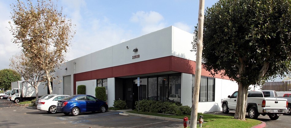 2292 N Batavia St, Orange, CA à vendre Photo principale- Image 1 de 1