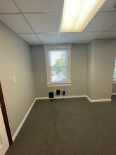 200 Maple Ave, Red Bank, NJ for lease Interior Photo- Image 2 of 8