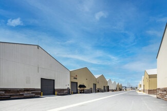 Plus de détails pour 25545-25710 Springbrook Ave, Santa Clarita, CA - Industriel à louer