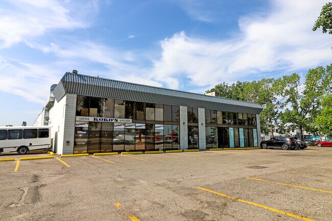 Plus de détails pour 4712 13th St NE, Calgary, AB - Bureau à louer