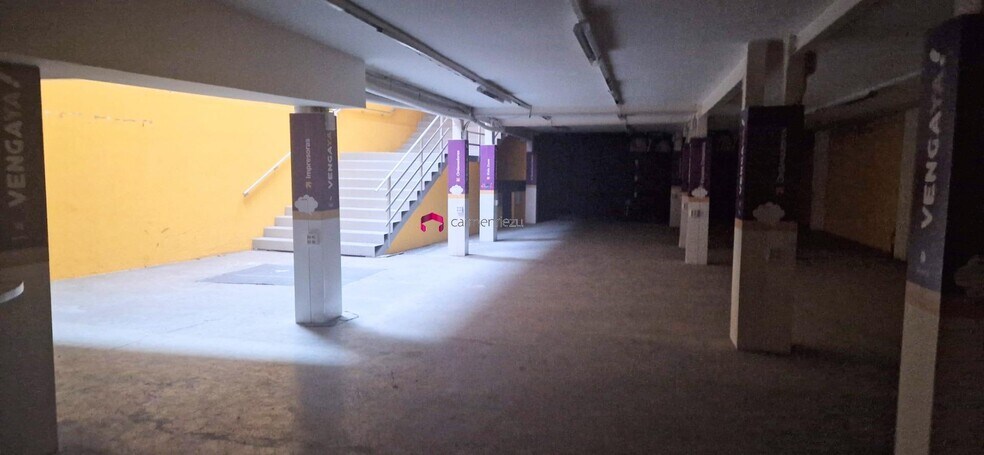 Immeuble residentiel dans Madrid, Madrid à vendre - Photo intérieure - Image 3 de 7