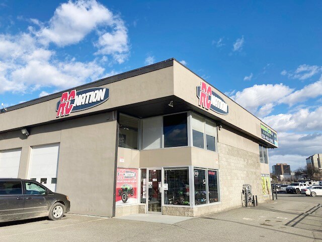 Plus de détails pour 100,150,154 Victoria St W – Commerce de détail à vendre, Kamloops, BC