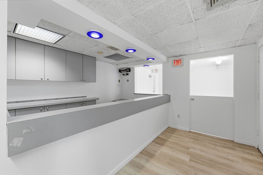 90 Prospect Ave, Hackensack, NJ à louer - Photo du bâtiment - Image 3 de 7