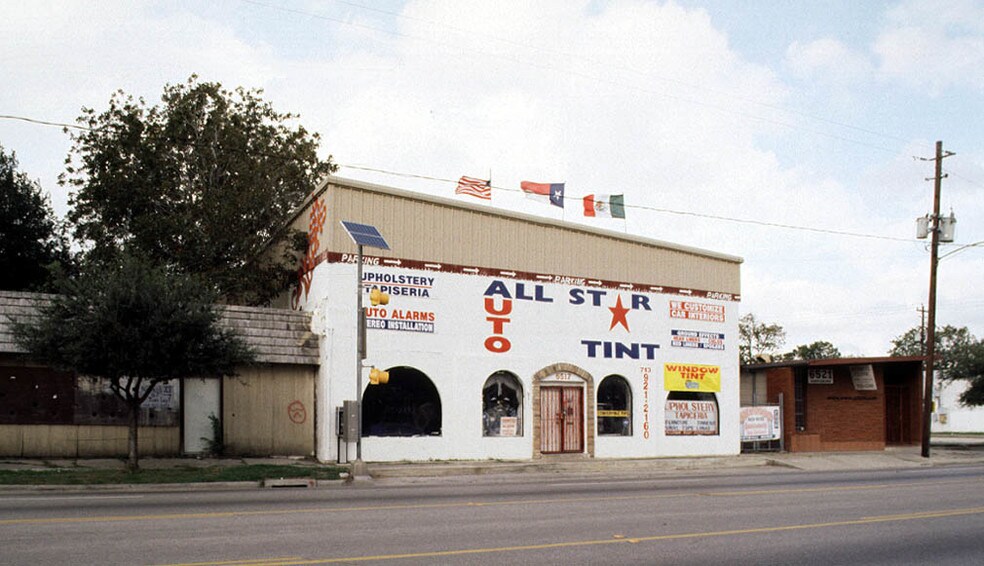 6517 Harrisburg Blvd, Houston, TX for sale - Primary Photo - Image 1 of 2