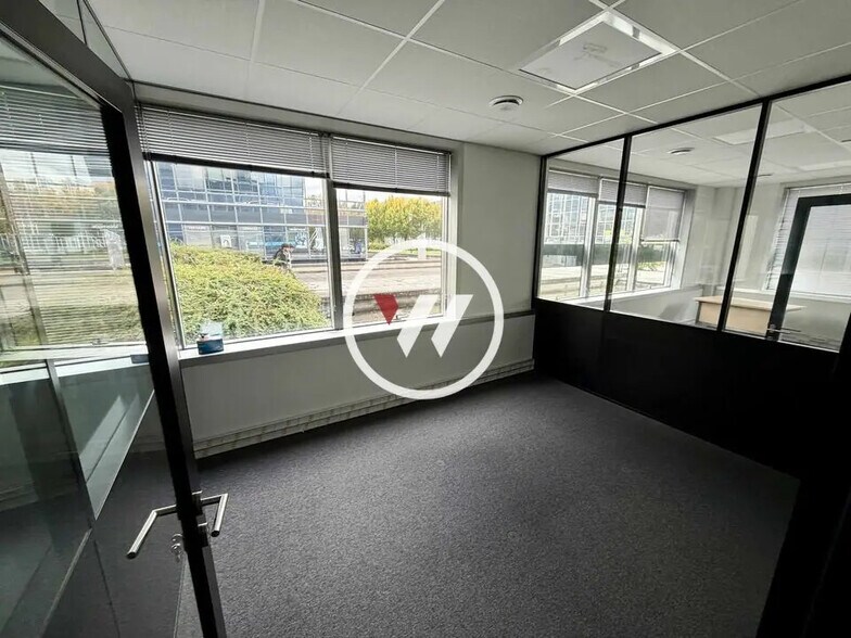 Bureau dans Villepinte à louer - Photo intérieure - Image 3 de 4