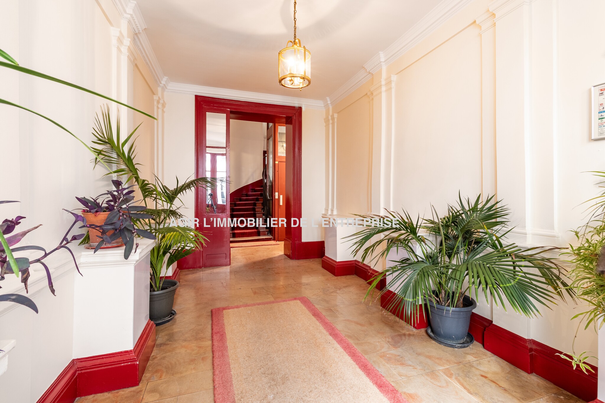 12 Rue De La Chaussee D'Antin, Paris for lease Interior Photo- Image 1 of 10