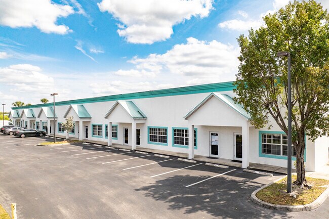 More details for 3560 Work Dr, Fort Myers, FL - Flex for Lease