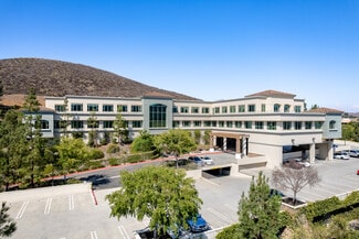 Plus de détails pour 555 Marin St, Thousand Oaks, CA - Bureau à vendre