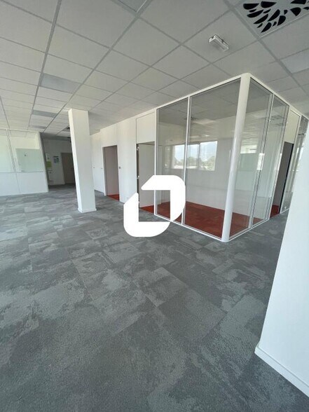 2 Rue De La Viscose, Échirolles à louer - Photo intérieure - Image 2 de 9