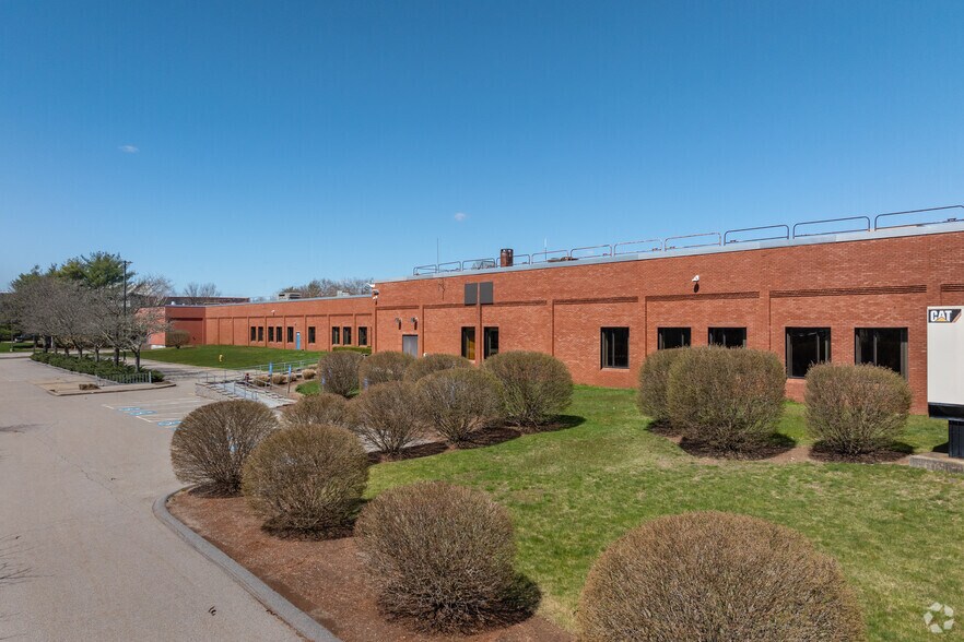 100 Hampshire St, Mansfield, MA à louer - Photo du bâtiment - Image 1 de 5