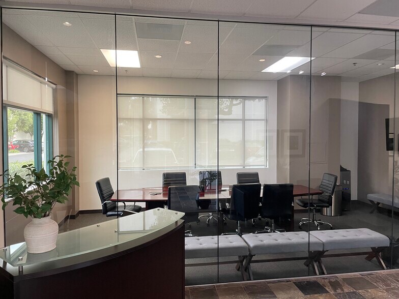 27 Orchard Rd, Lake Forest, CA for sale - Building Photo - Image 2 of 23