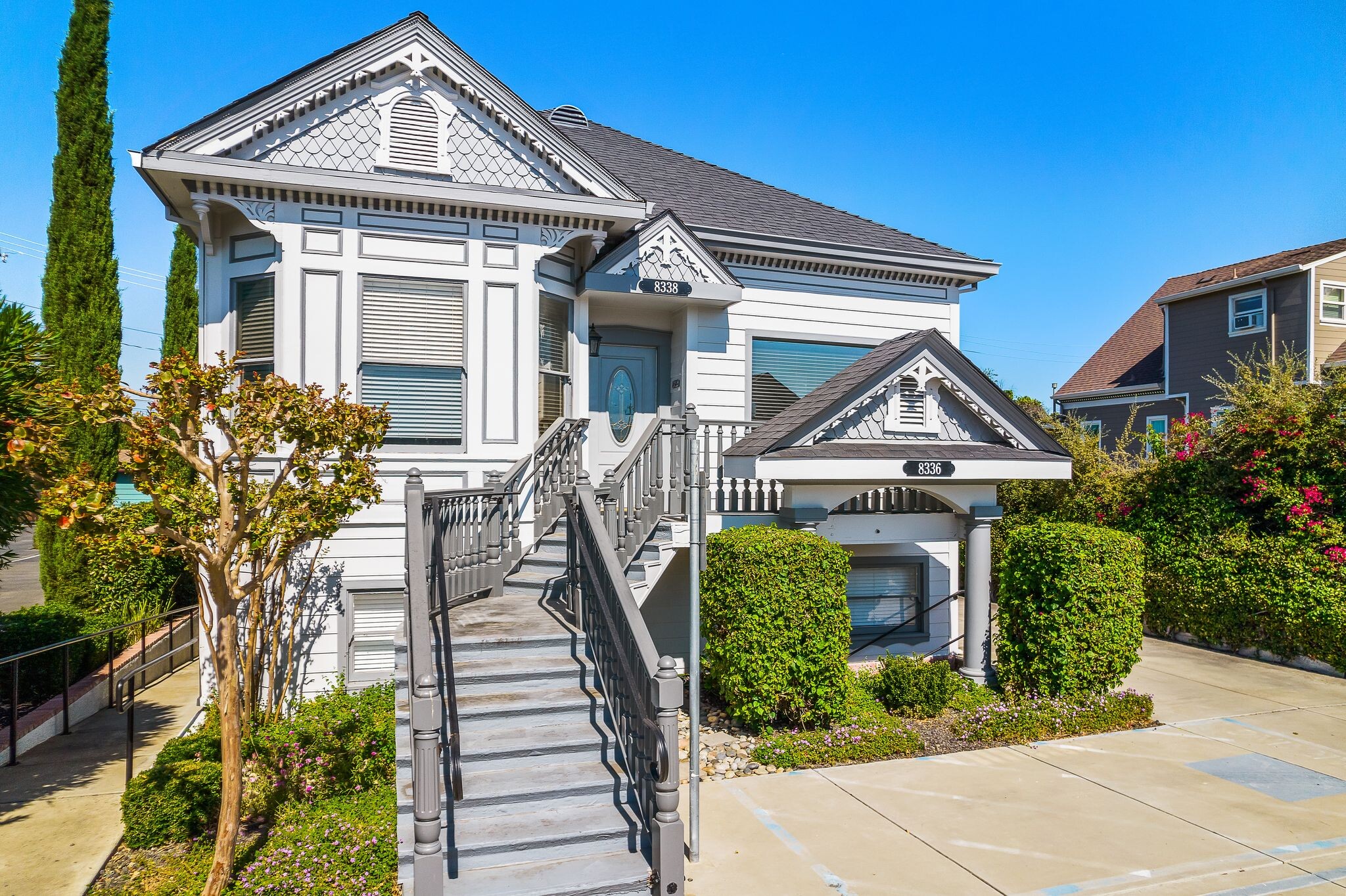 8336 Brentwood Blvd, Brentwood, CA for sale Primary Photo- Image 1 of 63