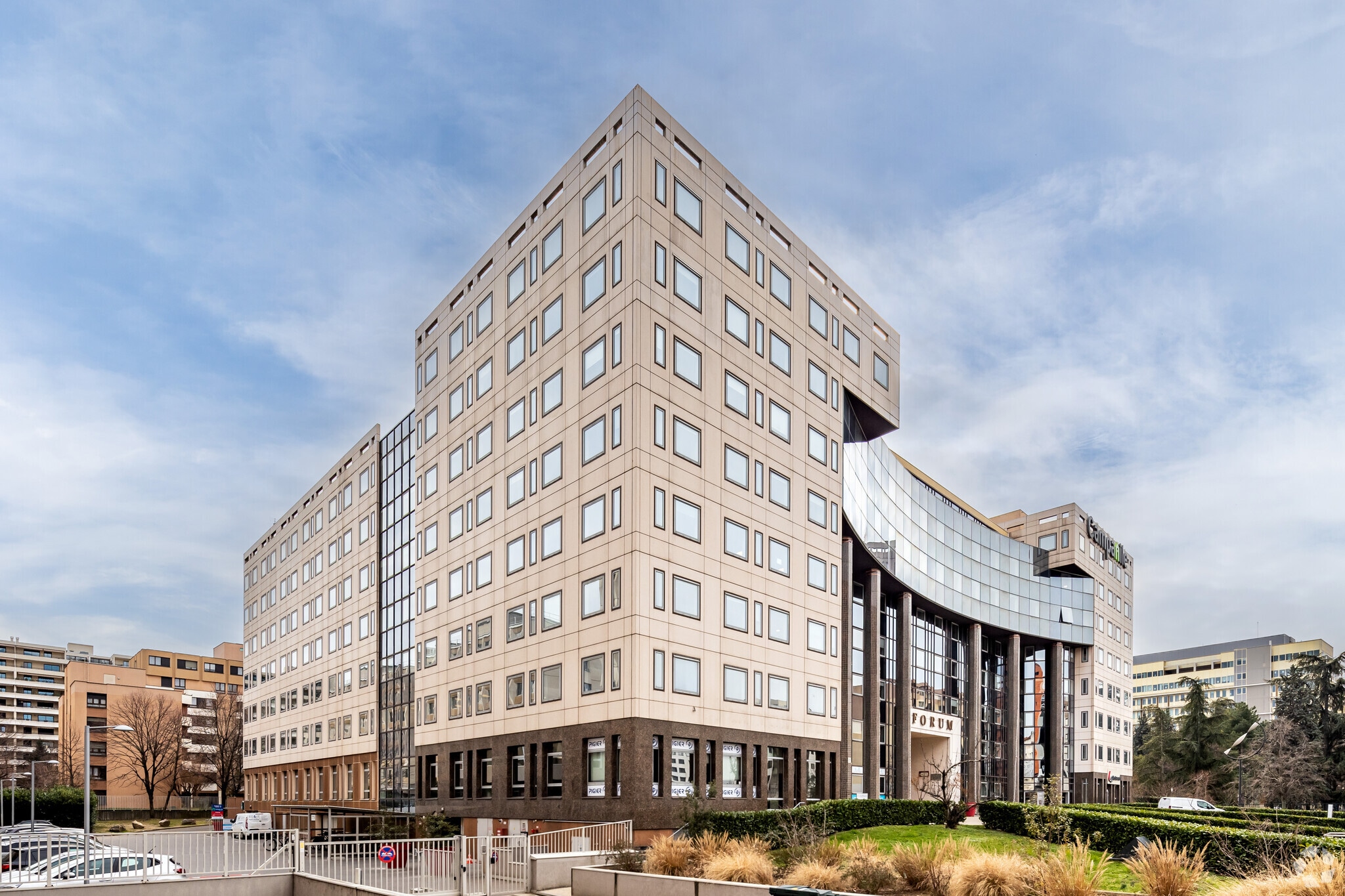 Office in Lyon for lease Primary Photo- Image 1 of 5