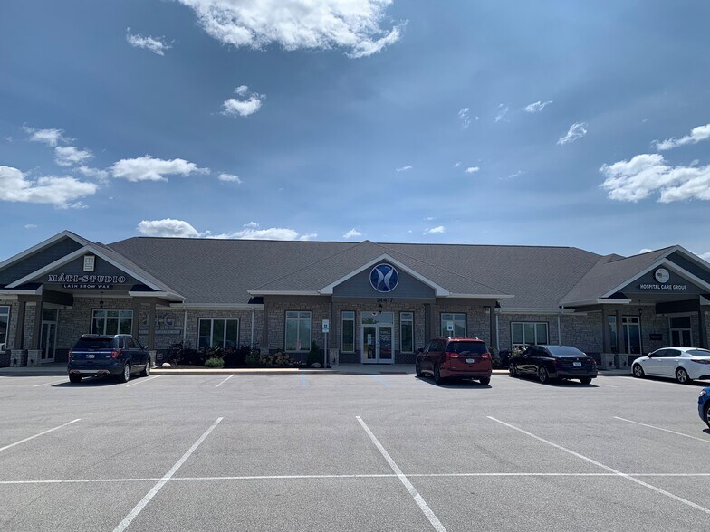 14417 Illinois Rd, Fort Wayne, IN à louer - Photo du bâtiment - Image 3 de 14