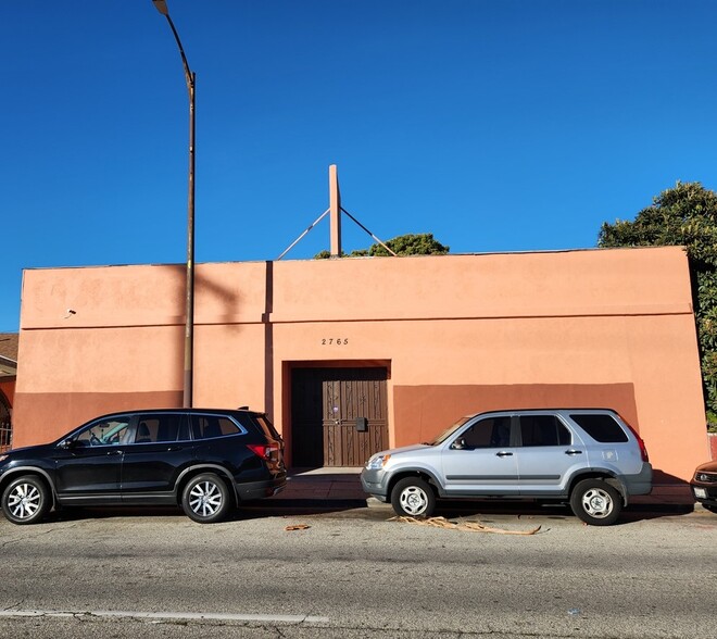 2765 Randolph St, Huntington Park, CA for lease - Building Photo - Image 1 of 6