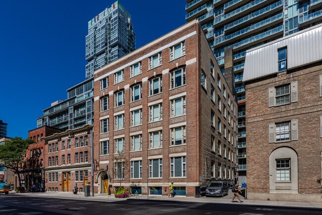 Plus de détails pour 200 Adelaide St W, Toronto, ON - Bureau à louer