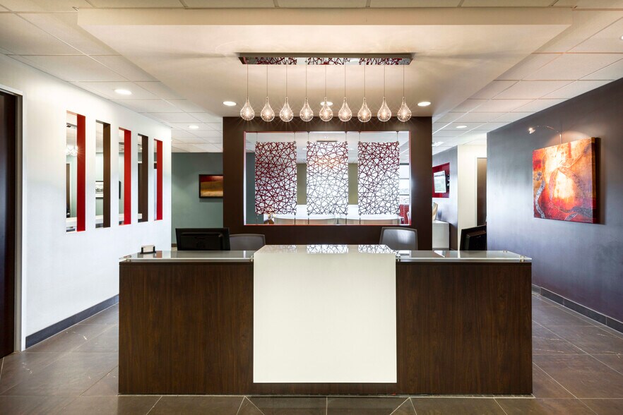 17806 W Interstate 10, San Antonio, TX à louer - Photo intérieure - Image 3 de 11