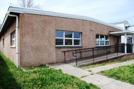 409 Hazel Ave, Ewing, NJ à vendre - Photo du bâtiment - Image 1 de 36