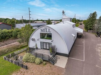 Plus de détails pour 646 Banks St, Chetek, WI - Spécialité à vendre