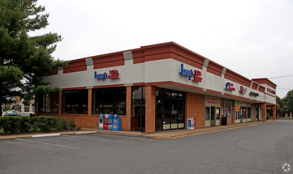 2003-2051 Plank Rd, Fredericksburg, VA for lease - Building Photo - Image 1 of 6