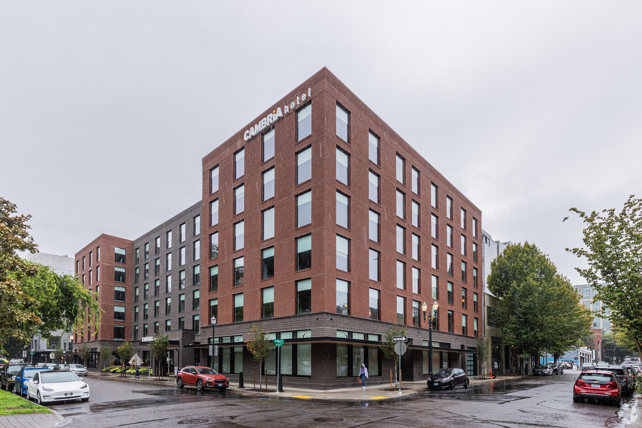 165 NW Park Ave, Portland, OR for lease Primary Photo- Image 1 of 5