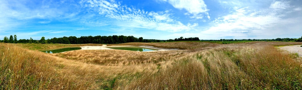 5581 Hatches Corners Road Rd, Conneaut, OH for sale - Primary Photo - Image 1 of 3