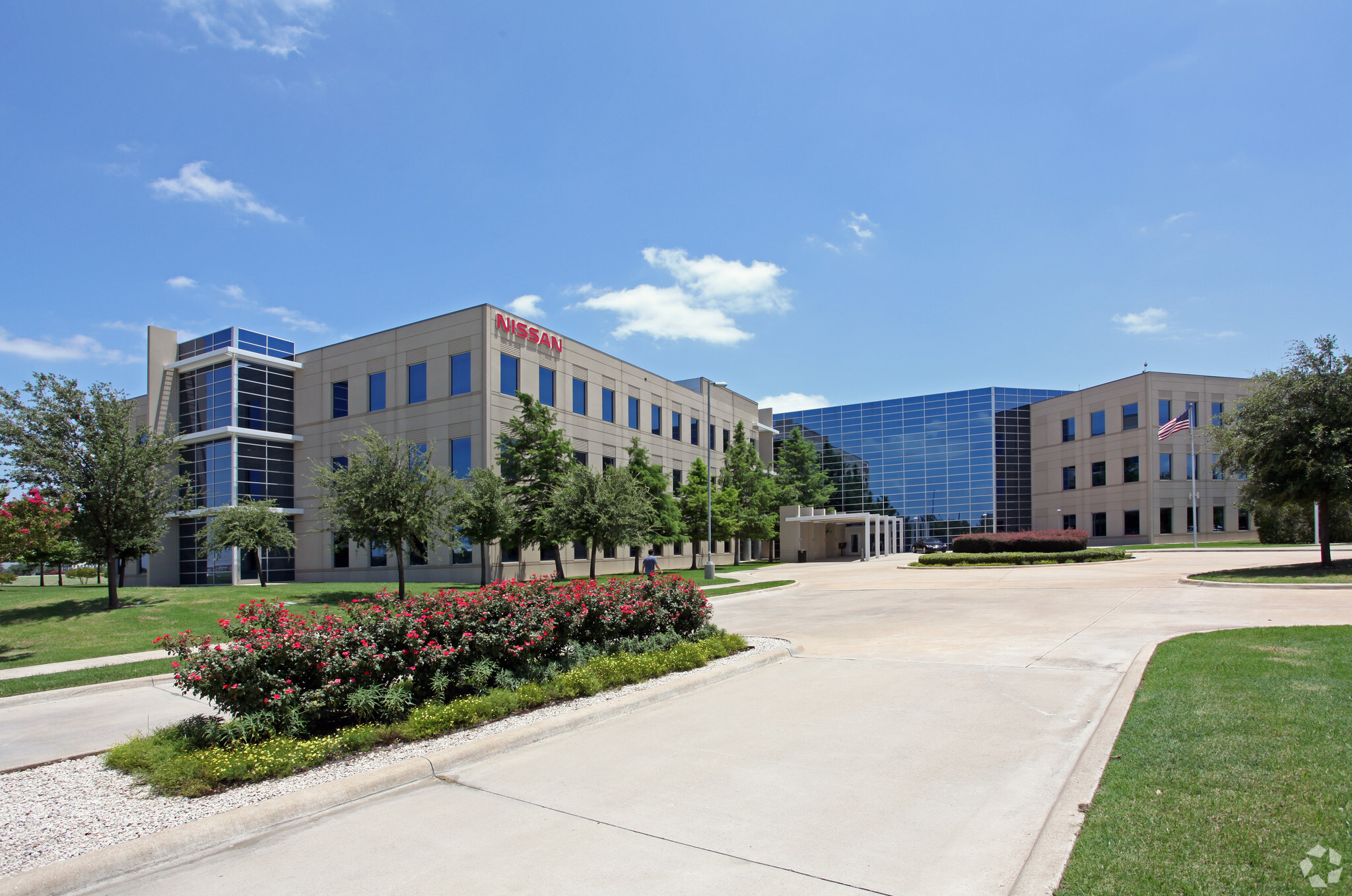 8900 Freeport Pky, Irving, TX for lease Building Photo- Image 1 of 8