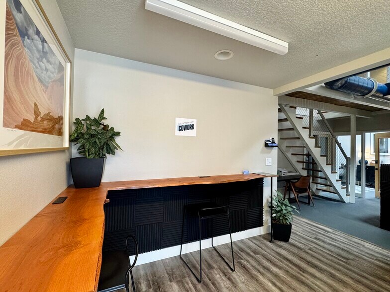 2722 SE 25th Ave, Portland, OR à louer - Photo du bâtiment - Image 2 de 11