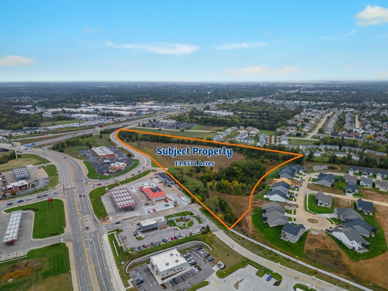 9550 Veterans Memorial Pky, O'Fallon, MO for sale - Primary Photo - Image 1 of 4