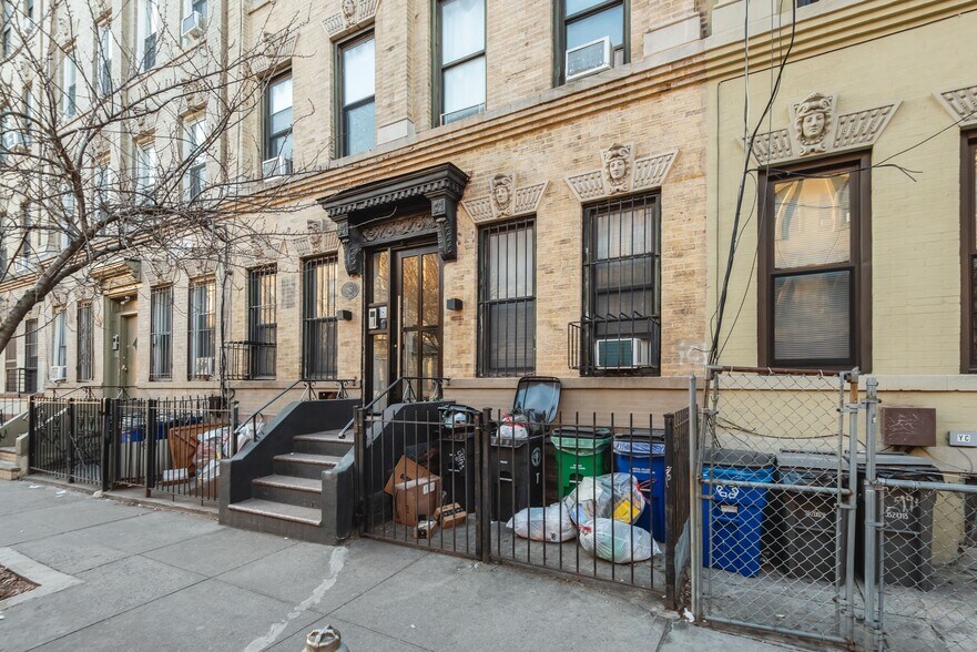 297 Troutman St, Brooklyn, NY à vendre - Photo du bâtiment - Image 3 de 8