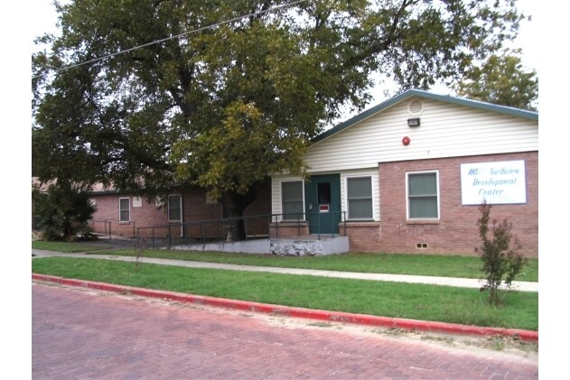 401 W Moss St, Eastland, TX à vendre - Photo du bâtiment - Image 1 de 9