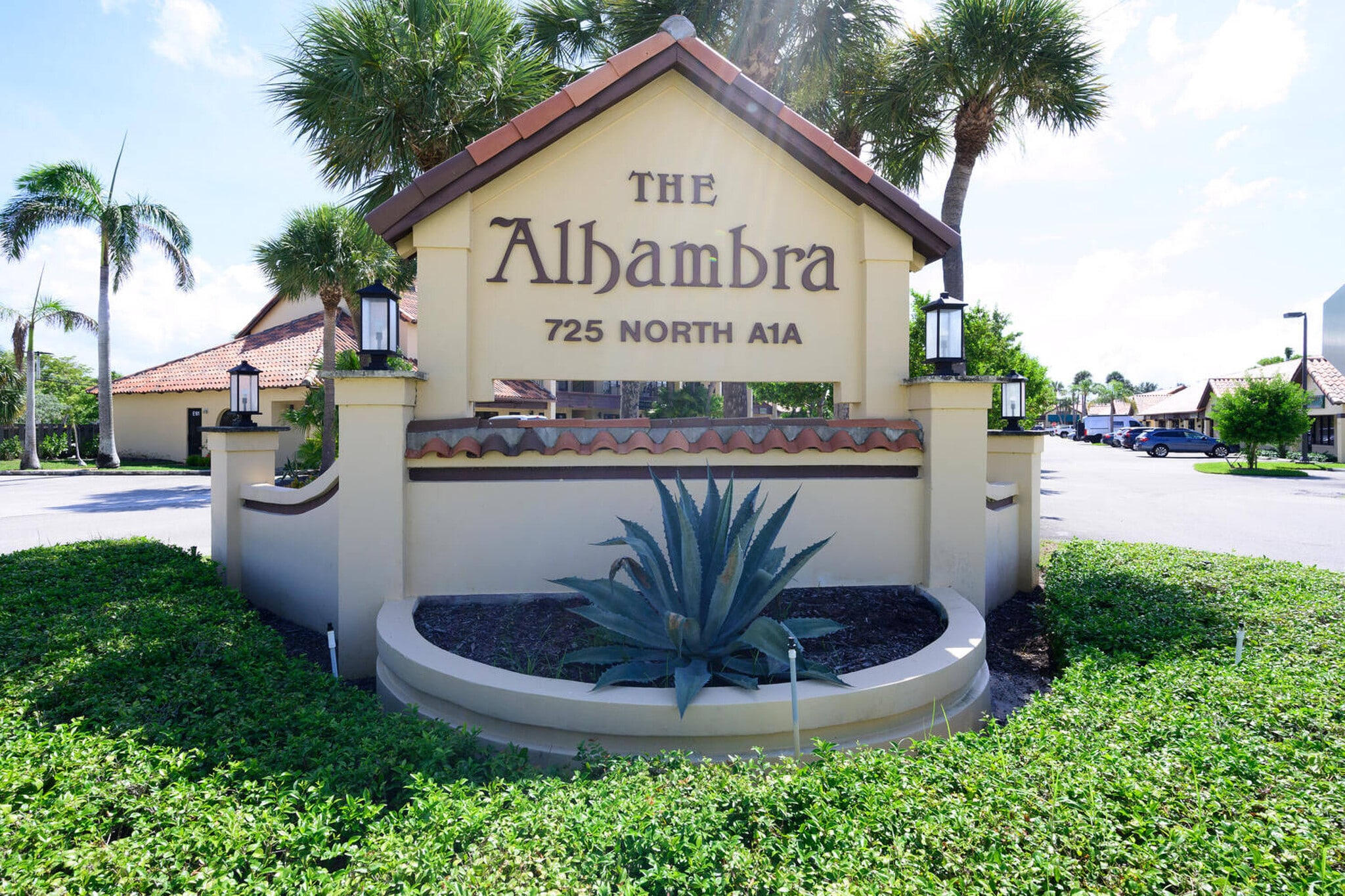 The Alhambra, Jupiter, FL for lease Building Photo- Image 1 of 15