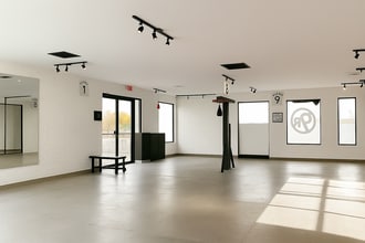 1404 NE 3rd St, Bend, OR for lease Interior Photo- Image 2 of 9