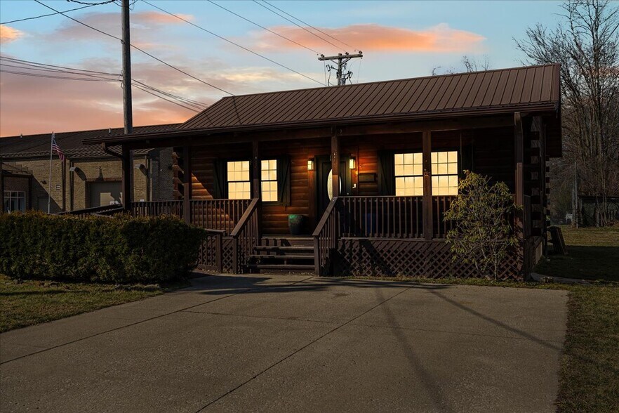 793 Breckenridge St, Stanton, KY à vendre - Photo du bâtiment - Image 3 de 28