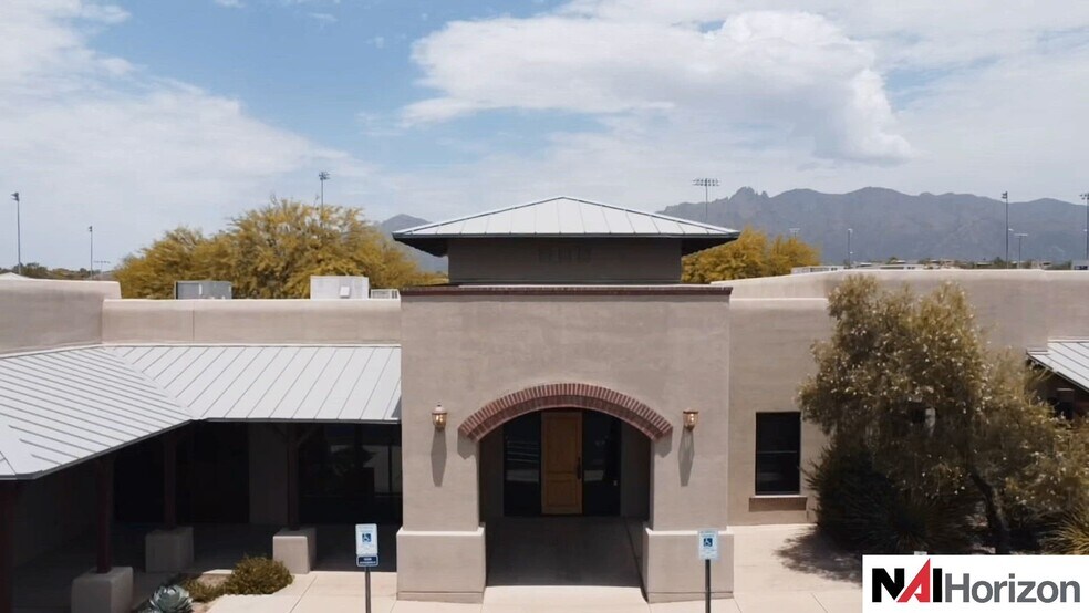 4578 N 1st Ave, Tucson, AZ à louer - Vidéo sur l’inscription commerciale - Image 2 de 9