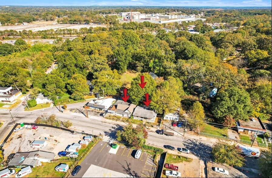 Lakewood/Richmond Ave portefeuille de 3 propriétés à vendre sur LoopNet.ca - Photo du bâtiment - Image 1 de 25