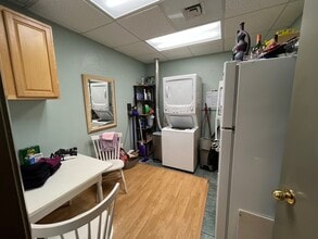 3949 Evans Ave, Fort Myers, FL à louer Photo intérieure- Image 2 de 7