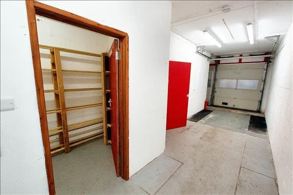 Criterion Way, Pembroke Dock, DYF SA72 6UL - Unité A12 -  - Photo intérieure - Image 1 of 6