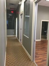 8890 Salrose Ln, Fort Myers, FL for lease Interior Photo- Image 2 of 9