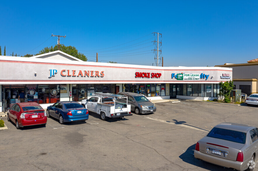 2515 W Carson St, Los Angeles, CA for lease - Building Photo - Image 1 of 14