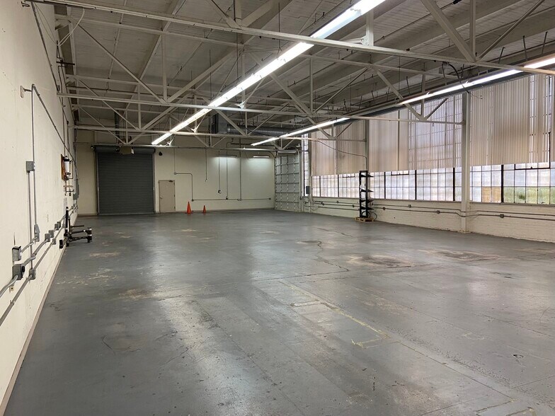 1251-1259 Park Ave, Emeryville, CA à louer - Photo du bâtiment - Image 2 de 6